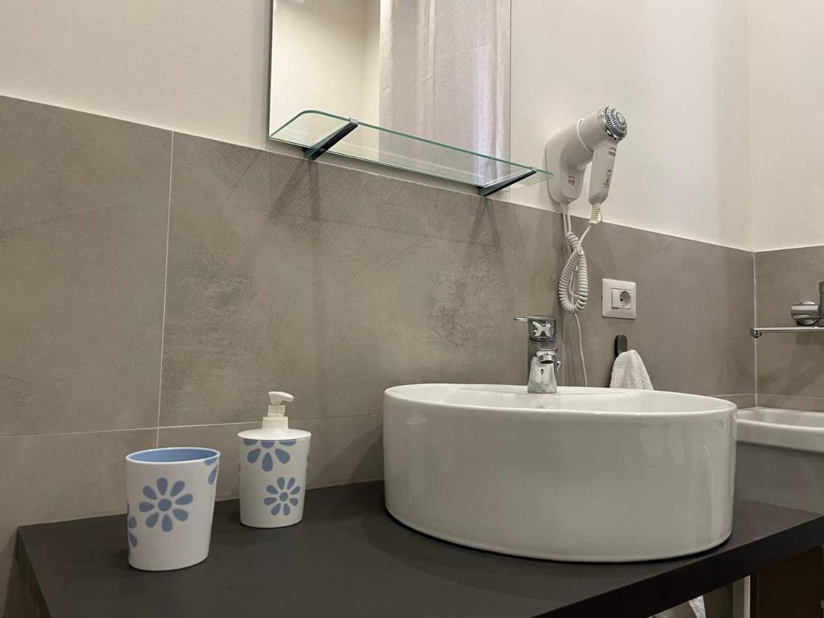 Casa Vacanze Caramagna 2 Aci Castello Ngoại thất bức ảnh